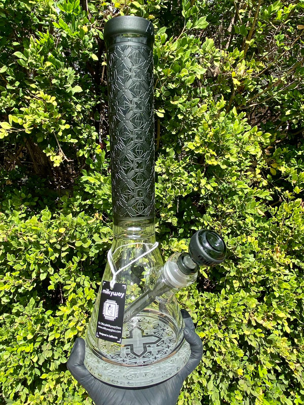 Frosted Black Grid Beaker
