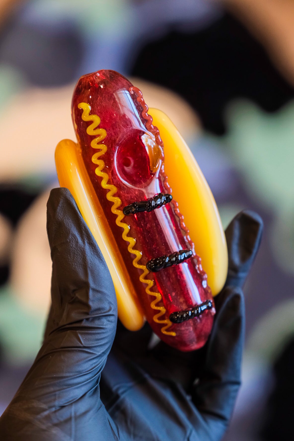 Hot Dog Hand Pipe