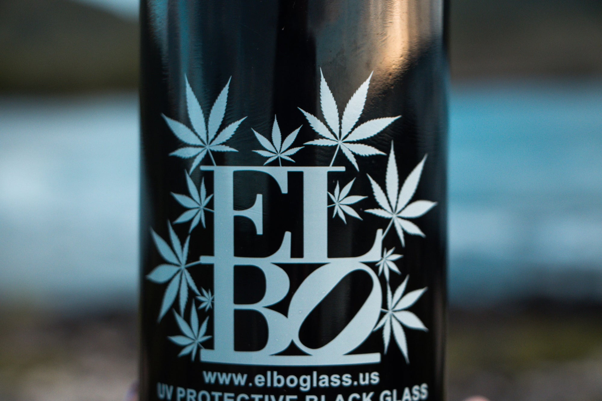 Elbo UV Protective Black Glass Jar